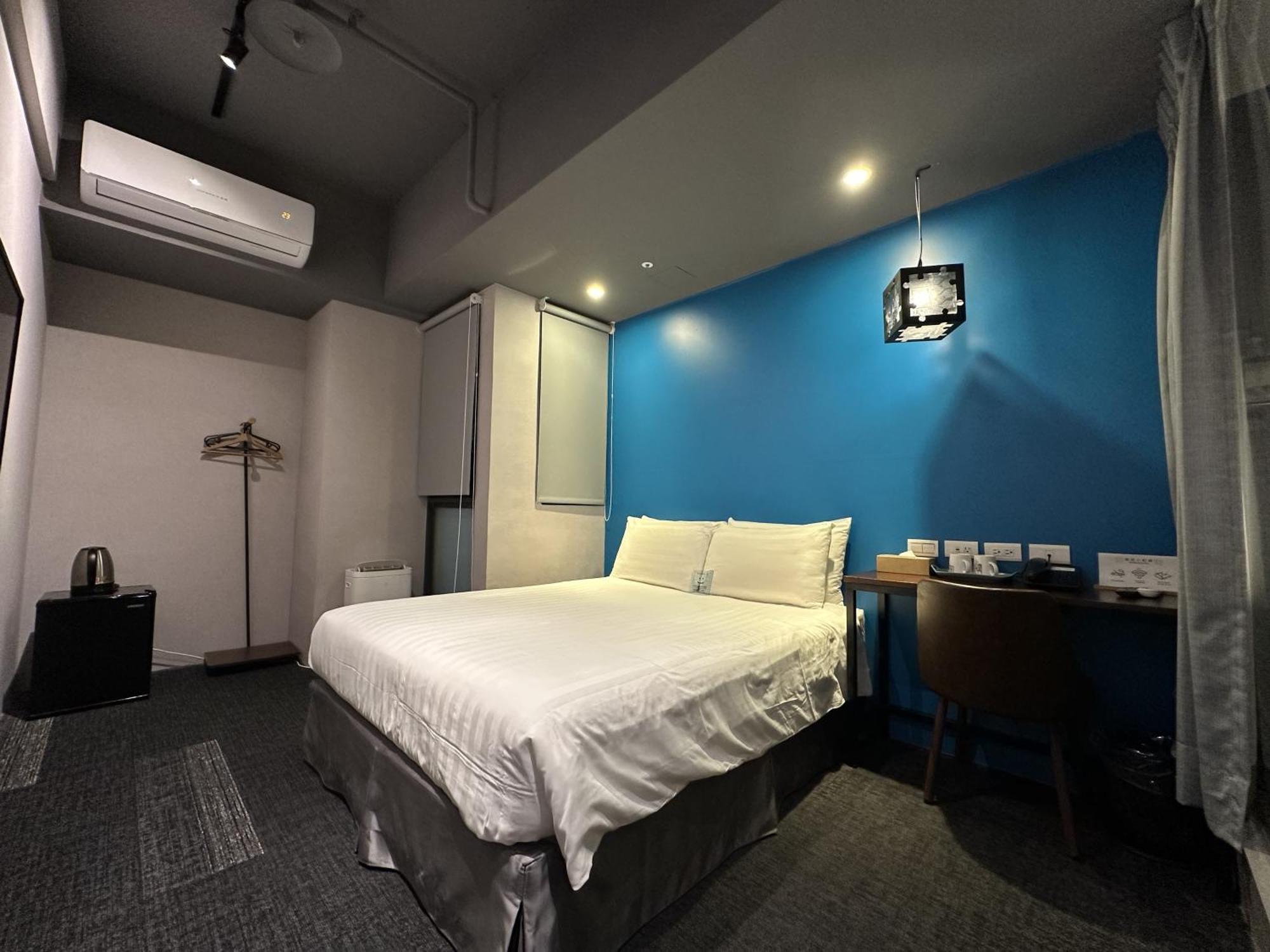 Cho Hotel 3 Taipei Exterior photo