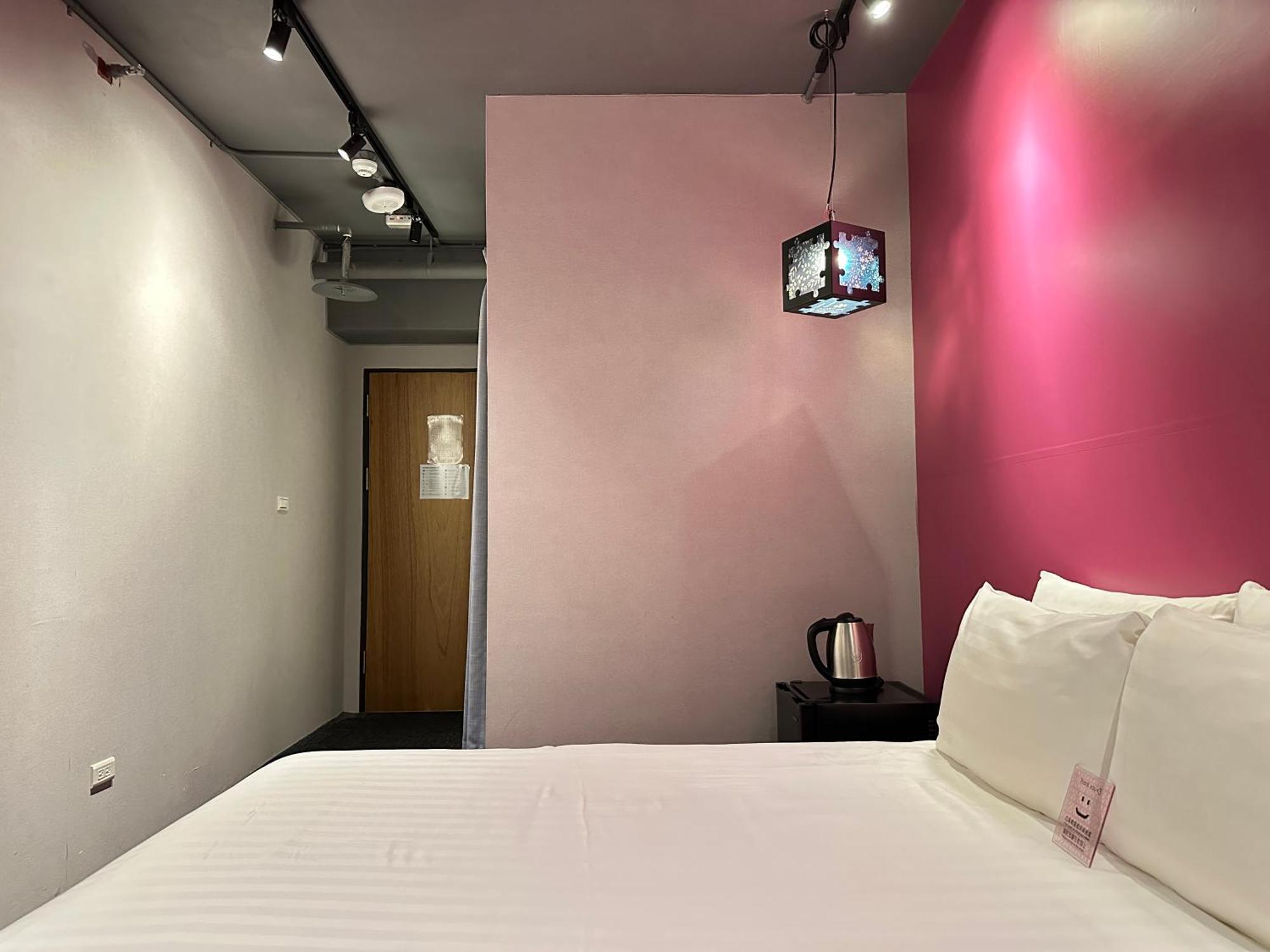 Cho Hotel 3 Taipei Exterior photo