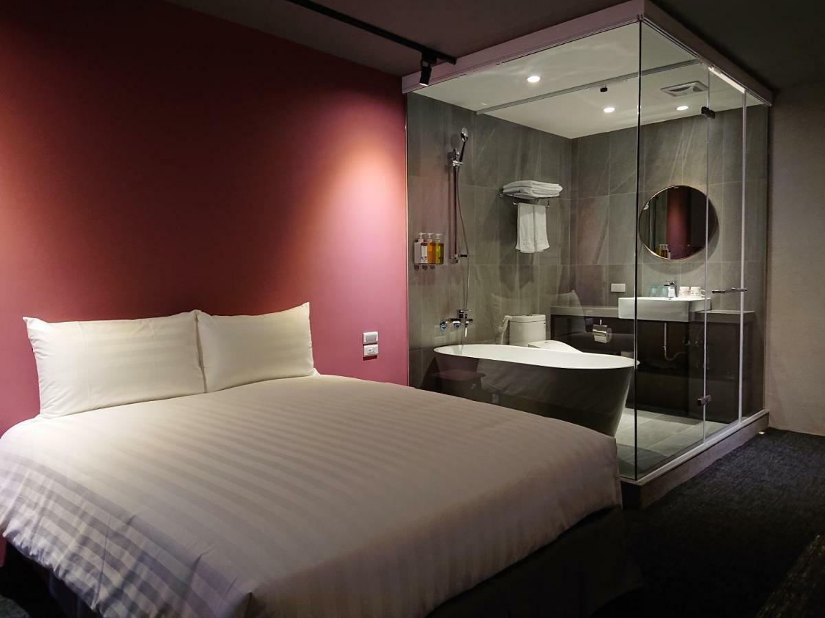 Cho Hotel 3 Taipei Exterior photo